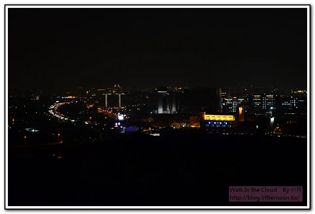 大東山景觀咖啡館夜景