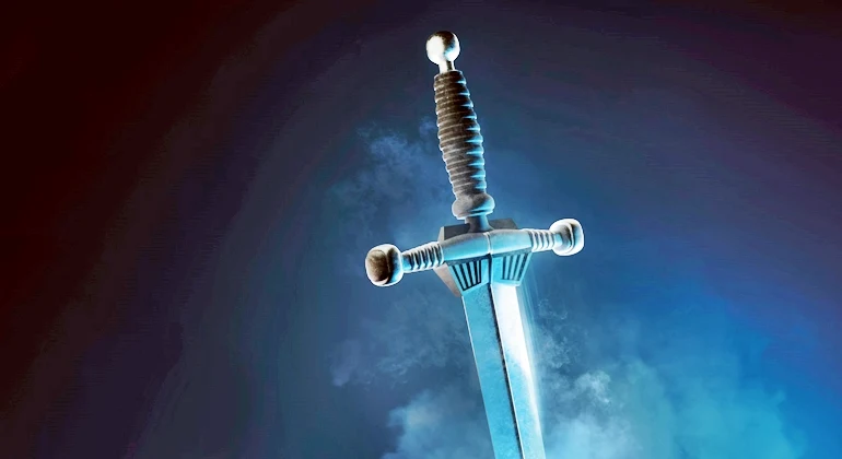 A espada afiada de dois gumes identifica-se com a Palavra de Deus.