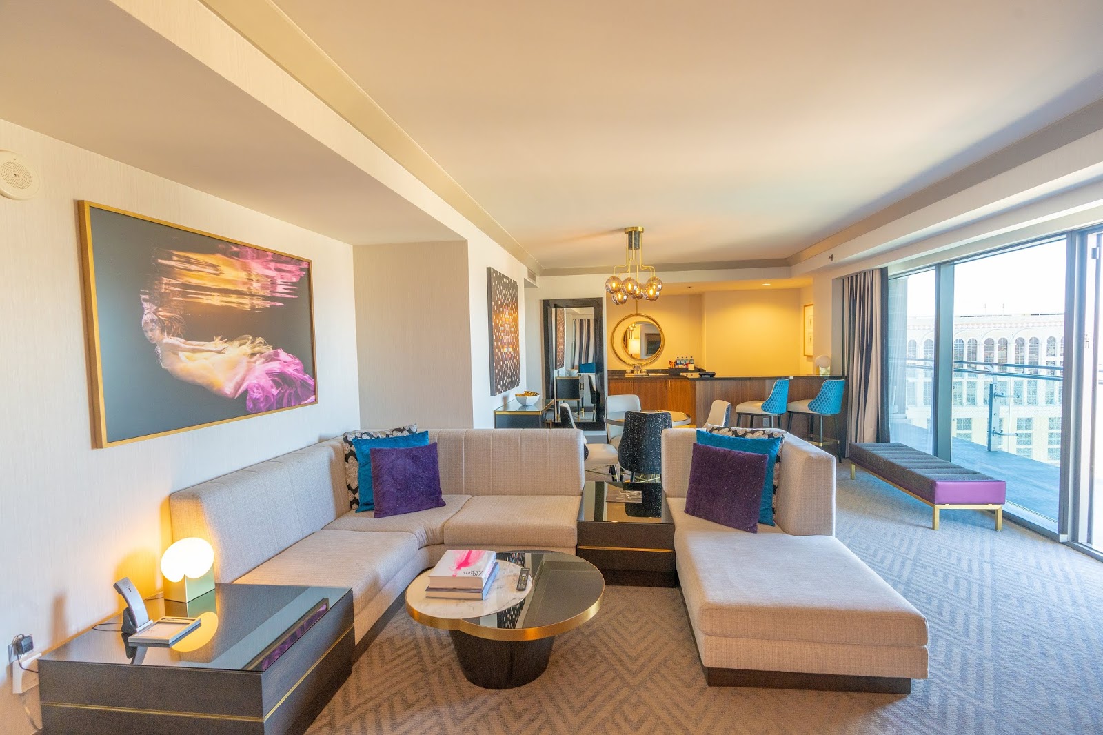 Review The Cosmopolitan Of Las Vegas Autograph Collection