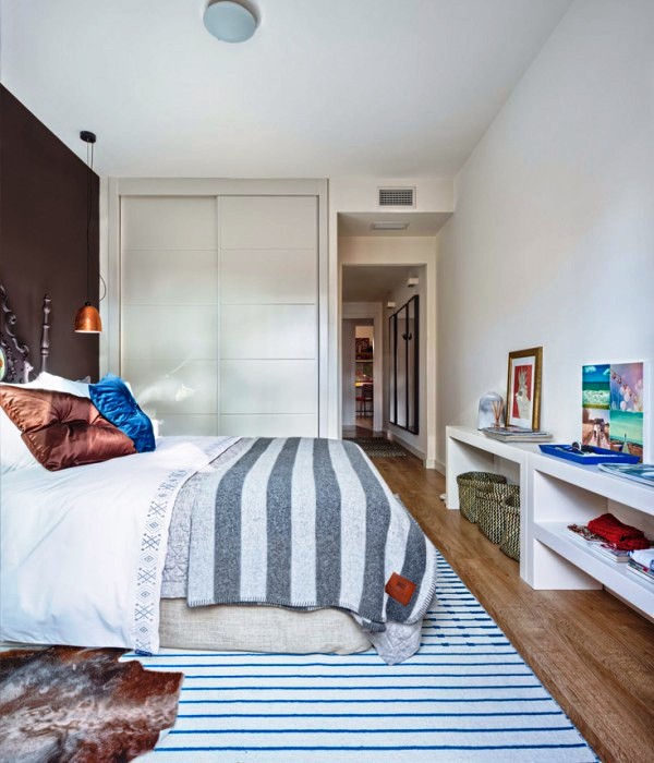 Un piso con un interior lleno de color y atrevimiento decorado con muebles asequibles blog chicanddeco