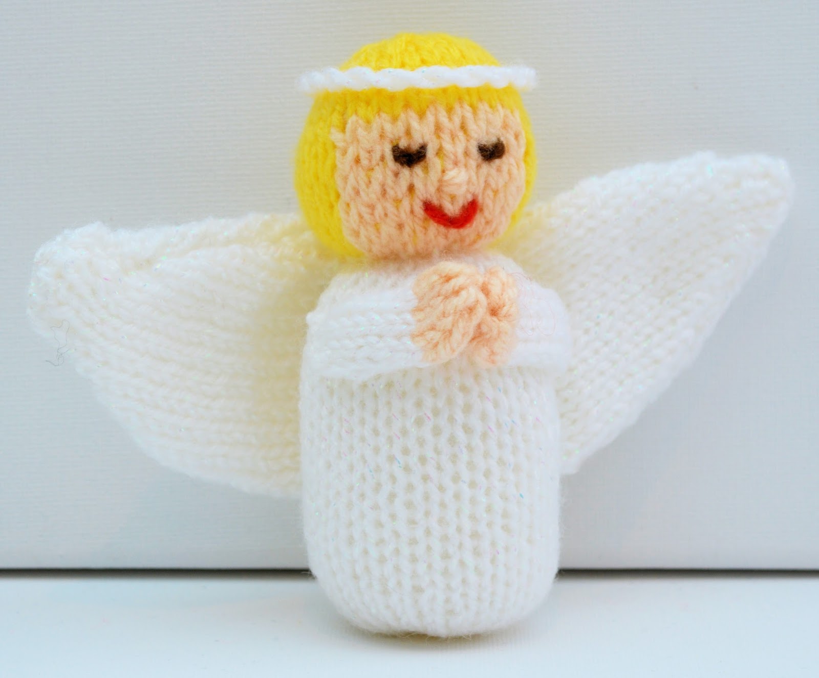 Edith Grace Designs: Knitted Nativity Set - Angel Gabriel, Mary, Joseph &...