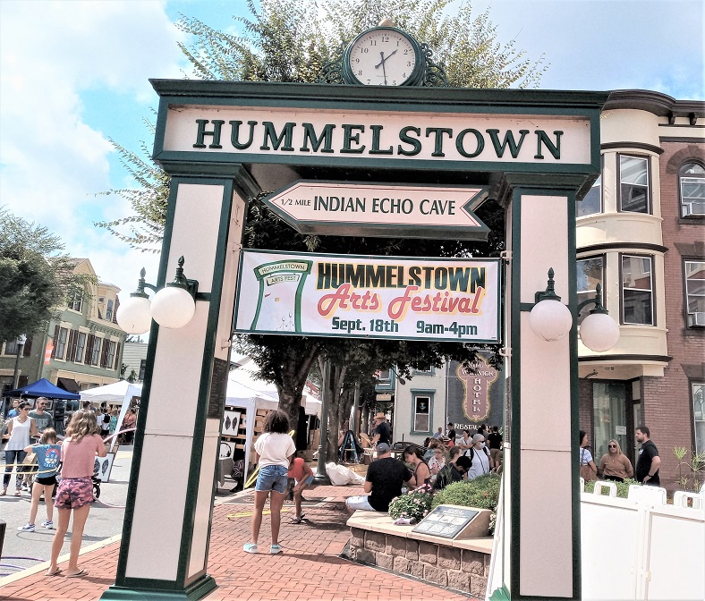 Pennsylvania & Beyond Travel Blog The Historic Arch in Hummelstown and Town Clock
