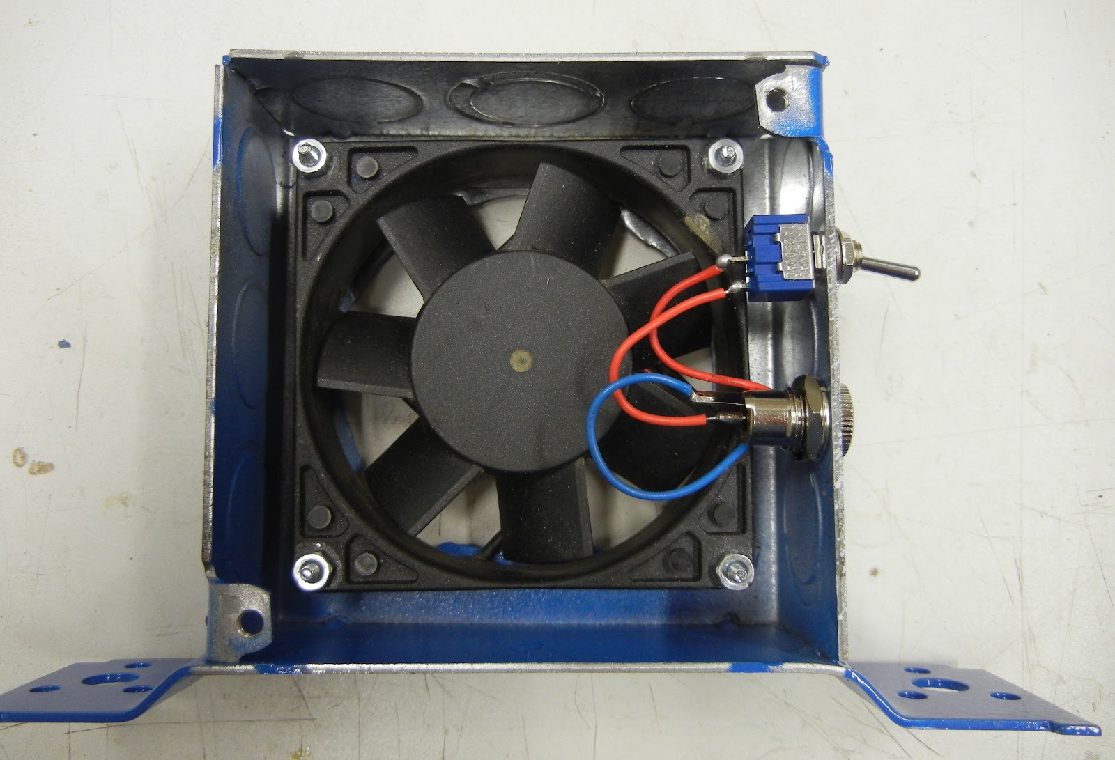 Buildin' Projects DIY Solder Fume Extractor