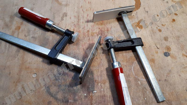 Morsetti per combinata (t-track clamps)