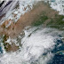 Florida registra fuerte oleaje y vientos por tormenta Néstor