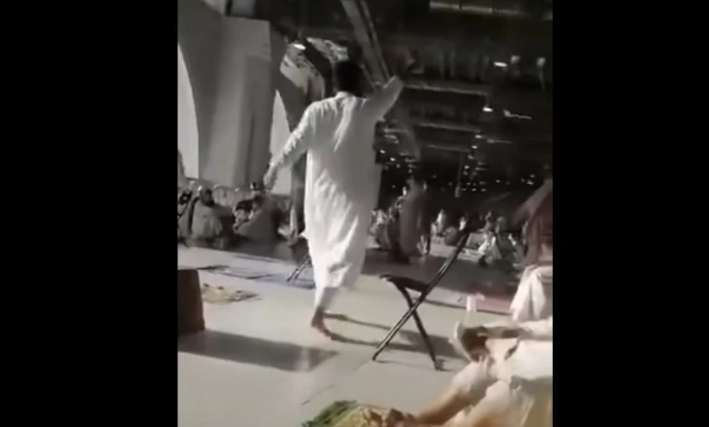 Video-Detik-detik-Pendukung-Teroris-ISIS-Dibekuk-di-Masjidil-Haram