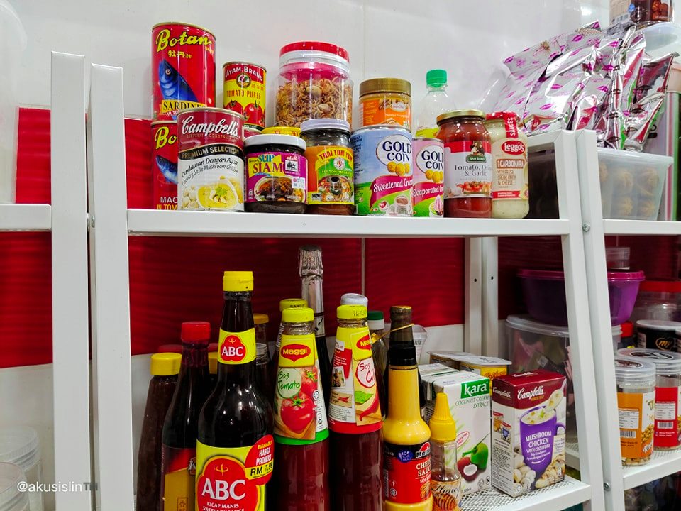 Rak Penyimpanan Barang Dapur Aku Dah Macam Kedai Runcit Aku Sis Lin