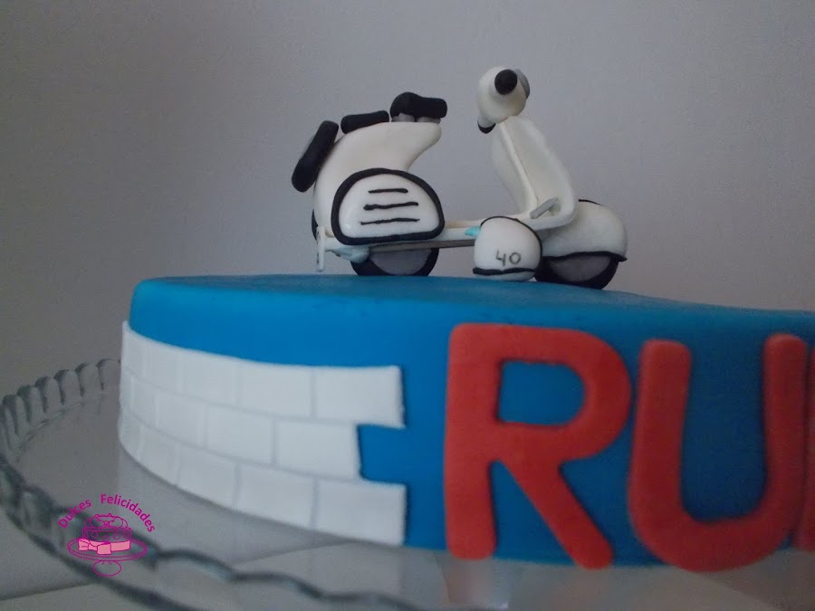 Tarta fondant vespa
