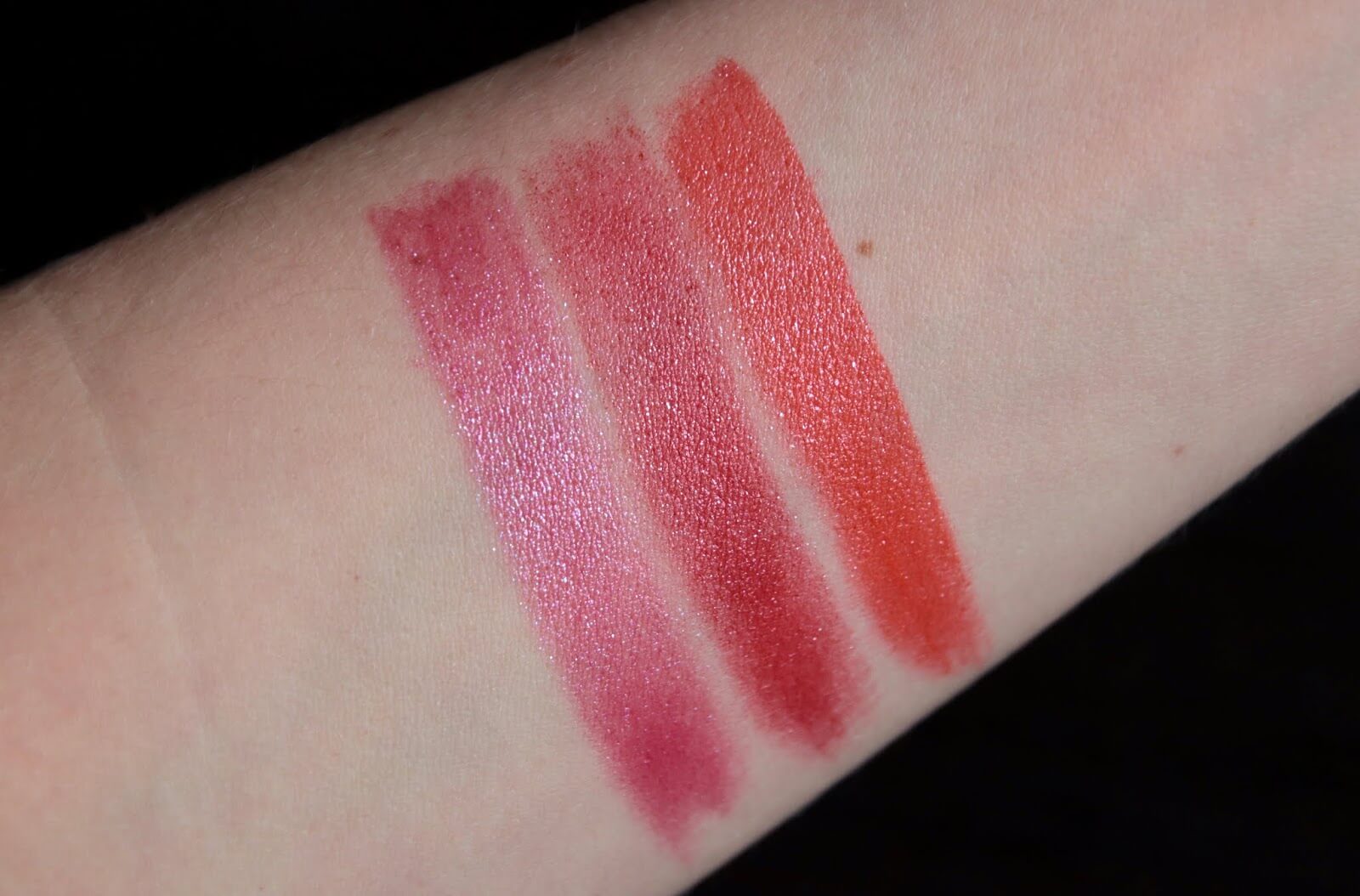 Givenchy Le Rouge Sparkling Poppy Lily Peony swatch