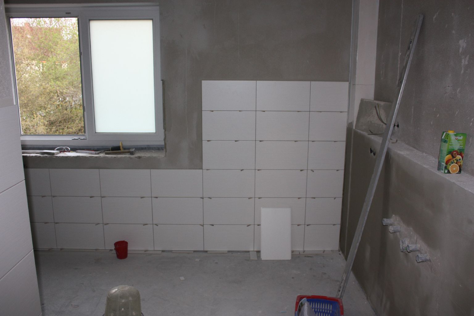 ...unser Haus entsteht: Fliesen Teil 3, Deckenfugen