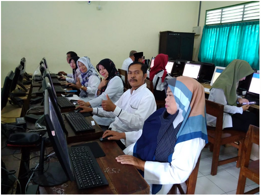 SOAL AKM / AKSI DAN PEMBAHASAN, KUNCI JAWABAN, PEDOMAN PENILAIAN