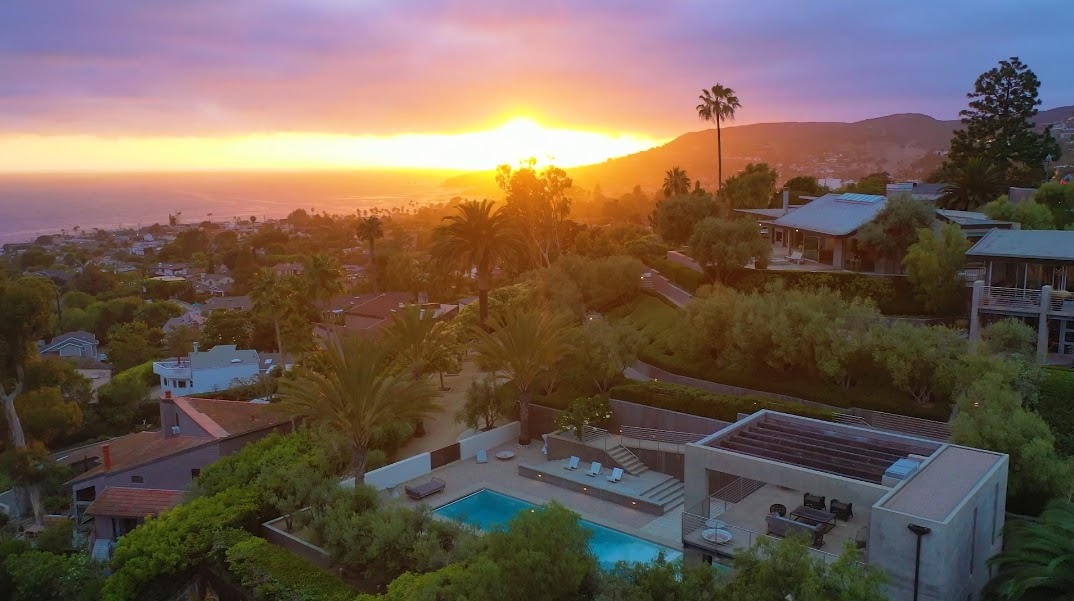 45 Photos vs. Tour 1179 Temple Hills Dr, Laguna Beach, CA Ultra Luxury