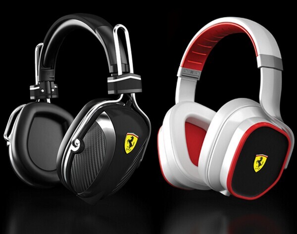 Scuderia Ferrari Headphones x Speaker Dock Collection by Logic3