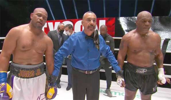 Duel Mike Tyson vs Roy Jones Jr Imbang