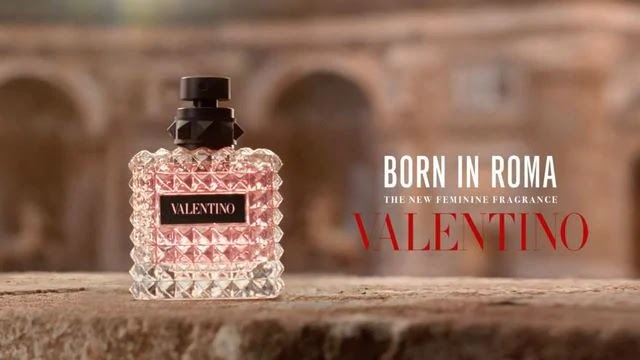 Selena Thinking Out Loud : Valentino Donna Born in Roma Eau de Parfum  #Review