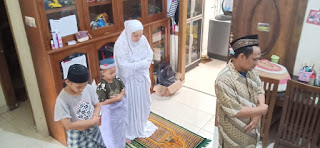 Catatan Tarawih Hari Ketiga. "Membimbing Puasa Anak dengan Kesabaran"