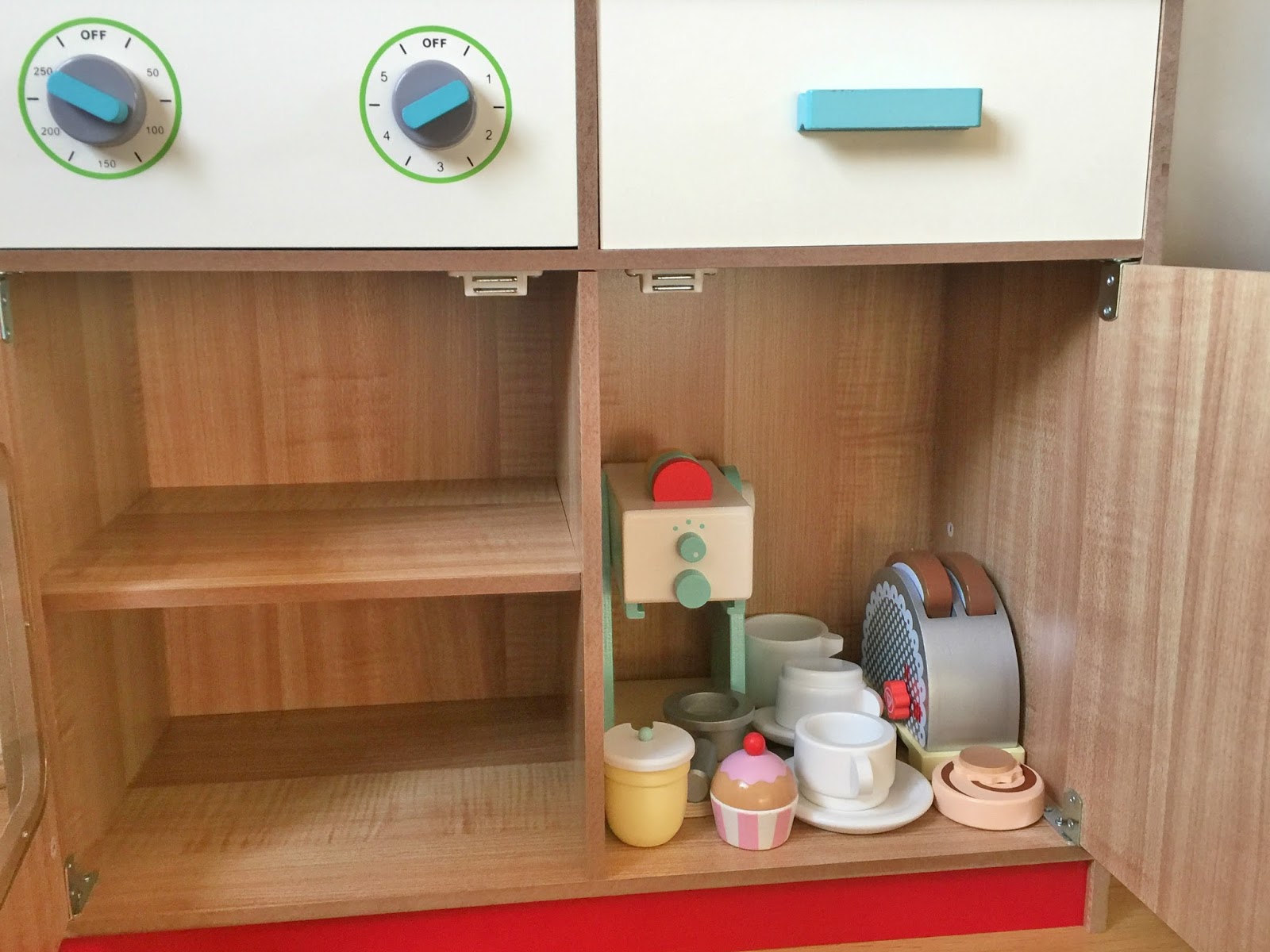 george home deluxe kitchen