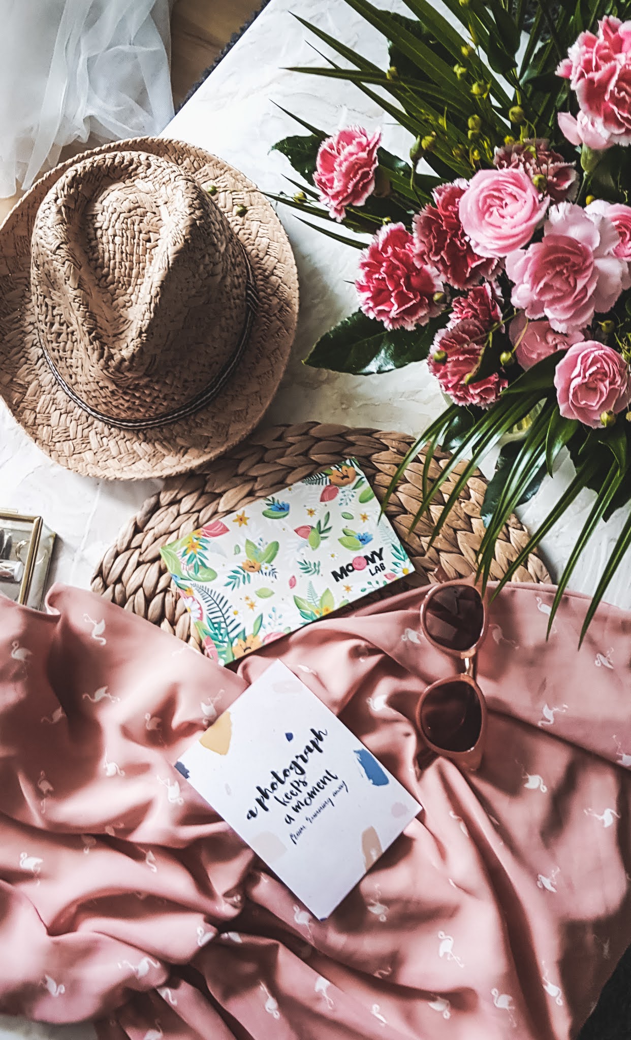 Jak zapisać wspomnenia - Moonybook