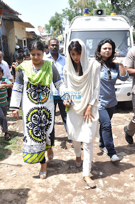 Priyanka Chopra attends her spotboy Jiban Patra's last rites