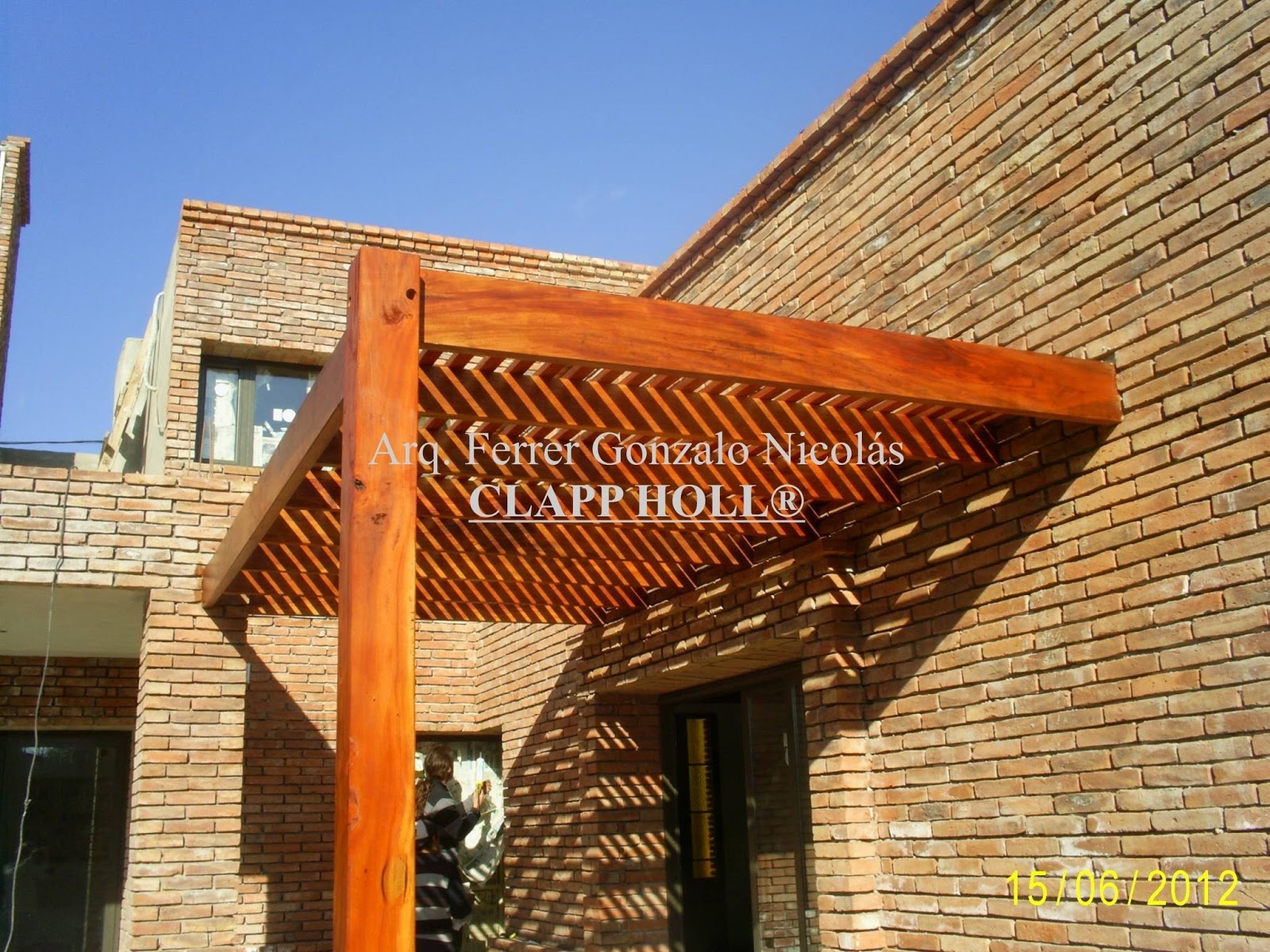 PÉRGOLAS CLÁSICAS DE MADERA CLAPP HOLL CÓRDOBA Clapp Holl® y