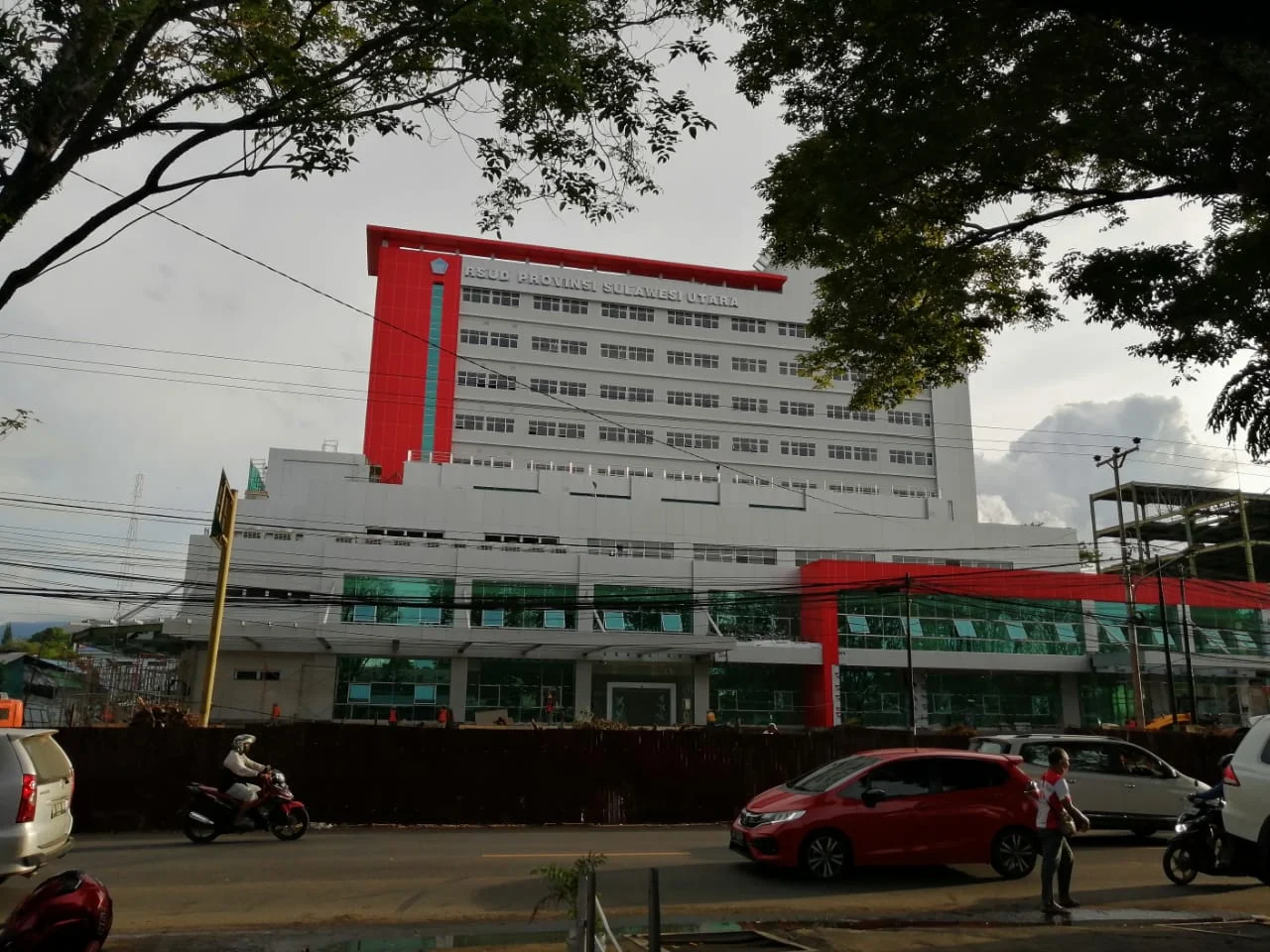 Gubernur Olly dan Wagub Steven Optimalkan Pelayanan Kesehatan, Lima Rumah Sakit Baru Hadir di Sulut