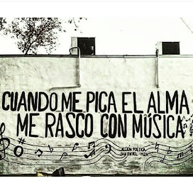 FRASES MUSICALS📖