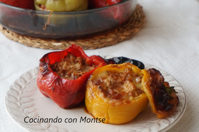 Pimiento rellenos de carne al horno