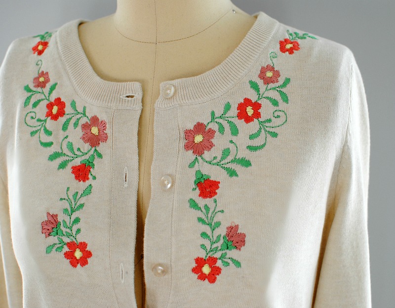 Trash To Couture: How To: Machine Embroidery on Cardigan