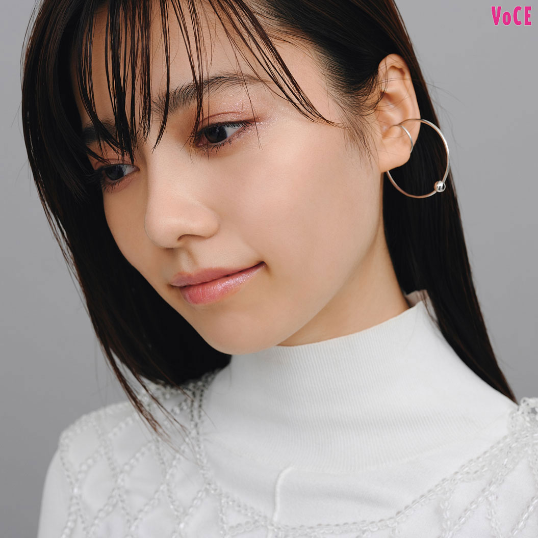島崎遥香（ぱるる）応援ページ 島崎遥香さんの“ノーファンデ”なのにおしゃれな秋メイクの秘密♡