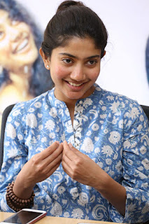 Sai Pallavi looks super cute in plain dress at her interview in Telugu about movie Fidaa ~ Exclusive Celebrities Galleries 043