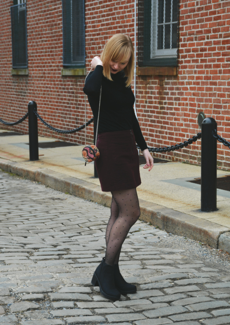 Favorite Color Combo: Maroon and Black | Organized Mess