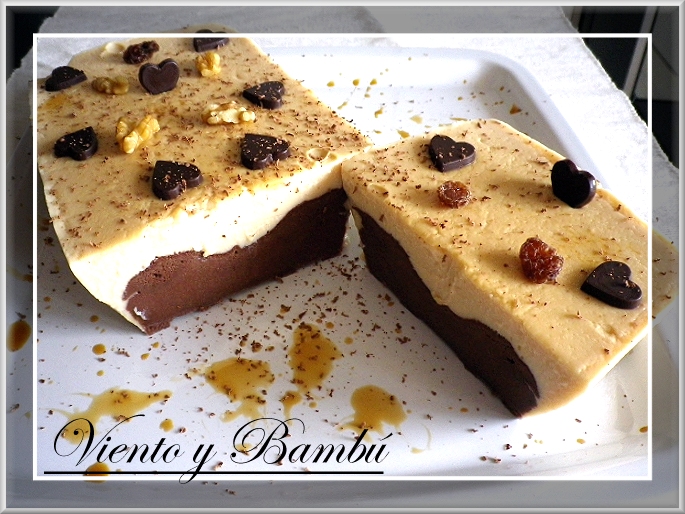 viento y bambú Pastel de cacao y crema de queso con sabor a vainilla