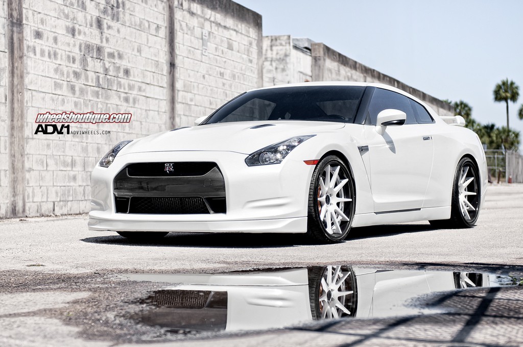 MOTORING LIFE: Nissan R35 GT-R (800 hp/600 kW) with special ADV10 Deep ...