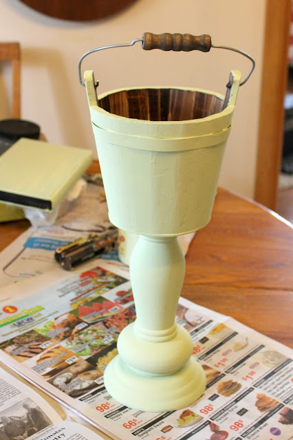 Photo of a pedestal planter painted in Farmhouse green chalk paint.