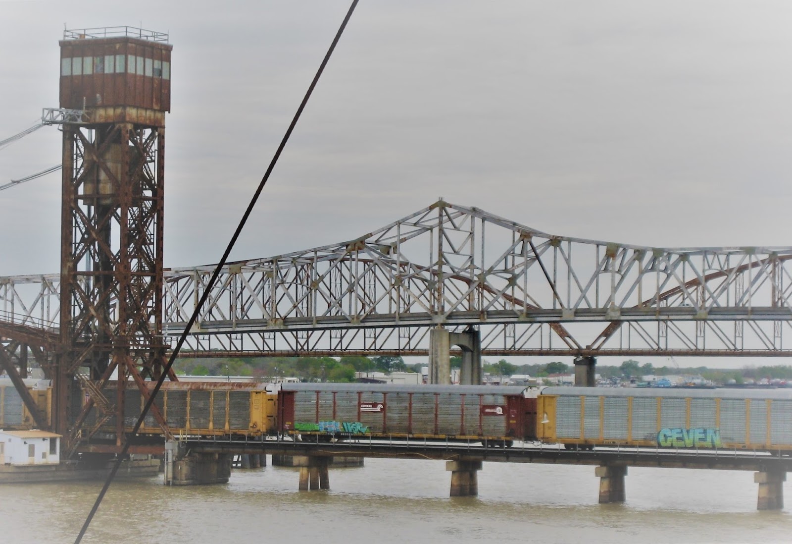Living Rootless Louisiana City Rig Museum, Part 2 Cookies