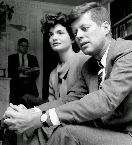 Jacqueline Kennedy Photographs: Jackie Kennedy Campaign, Shorter Hair ...