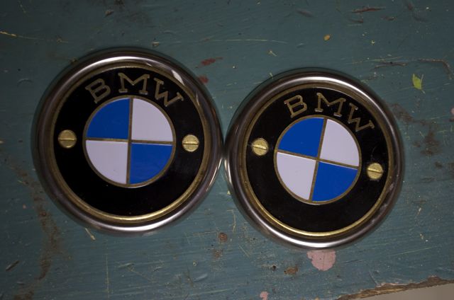 My BMW K75 Retro-Customization: BMW Badges