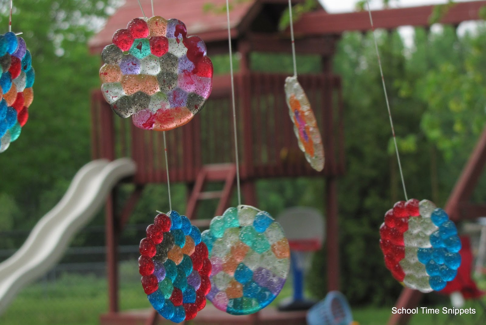 Melted Pony Bead Suncatcher great summer project must try! :: ecrafty
