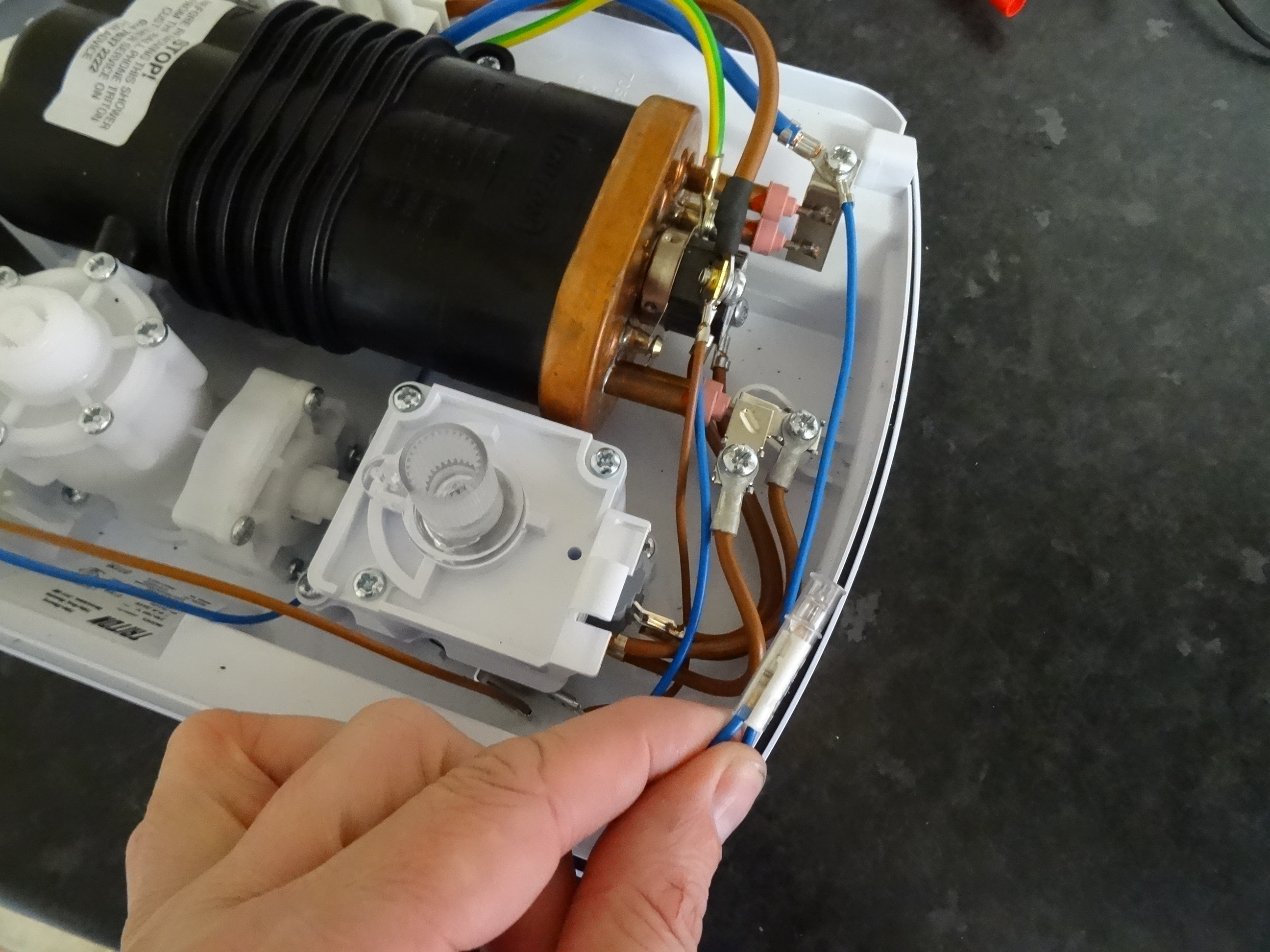 Electrical shower fault finding and repair: Electric shower - testing