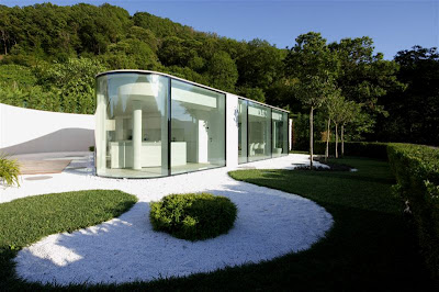 Дом с остекленным павильоном, Швейцария