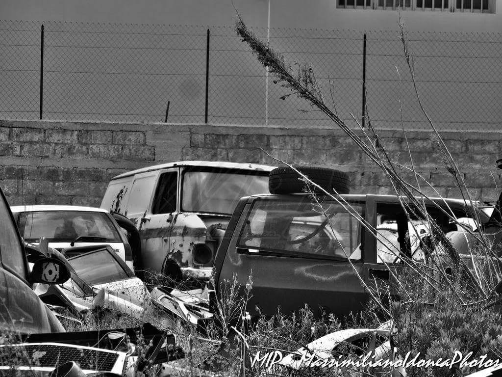 Bedford CF2 Van Junkyard Sunday's