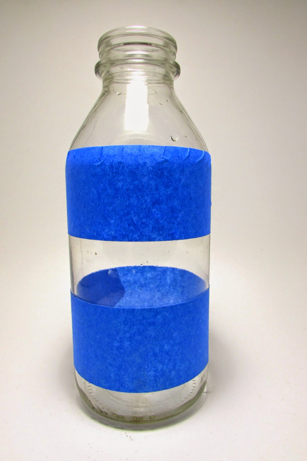 Erin Meier DIY Transforming Garage Sale Vases!