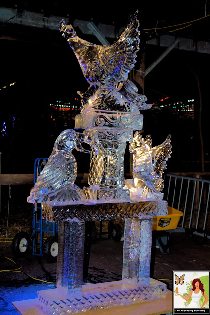 Ice Sculpture at Bronx Zoo Holiday of Lights 2019, Ice Sculpture, Ice Carving, Bronx Zoo, Holiday of Lights, Christmas Light Festival