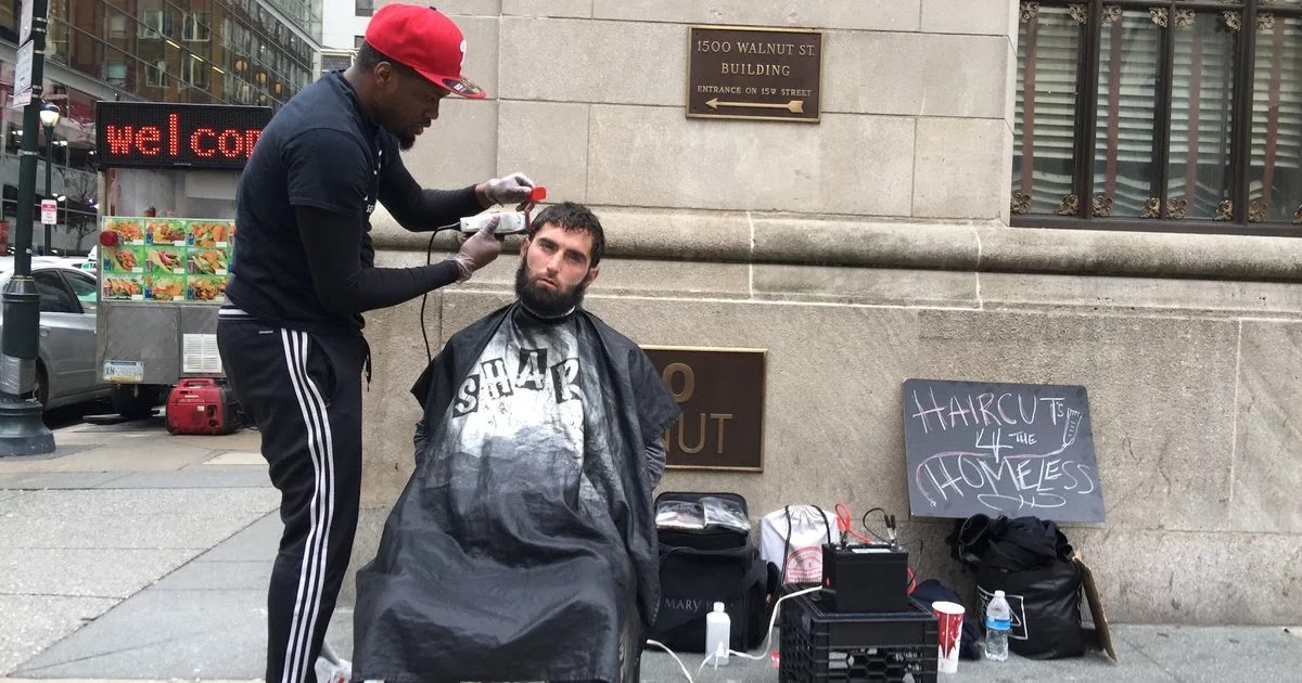 This Amazing Guy Who Offers Free Haircuts To The Homeless Has Now His Own Barbershop