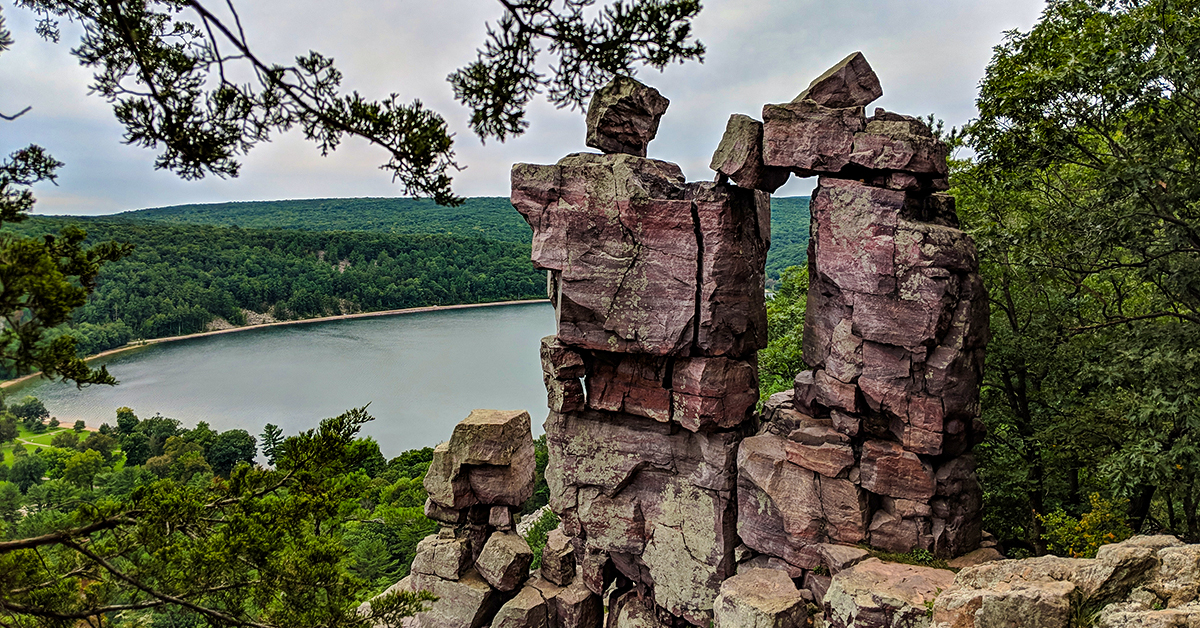 Wisconsin Explorer Devil S Doorway Trail At Devil S Lake