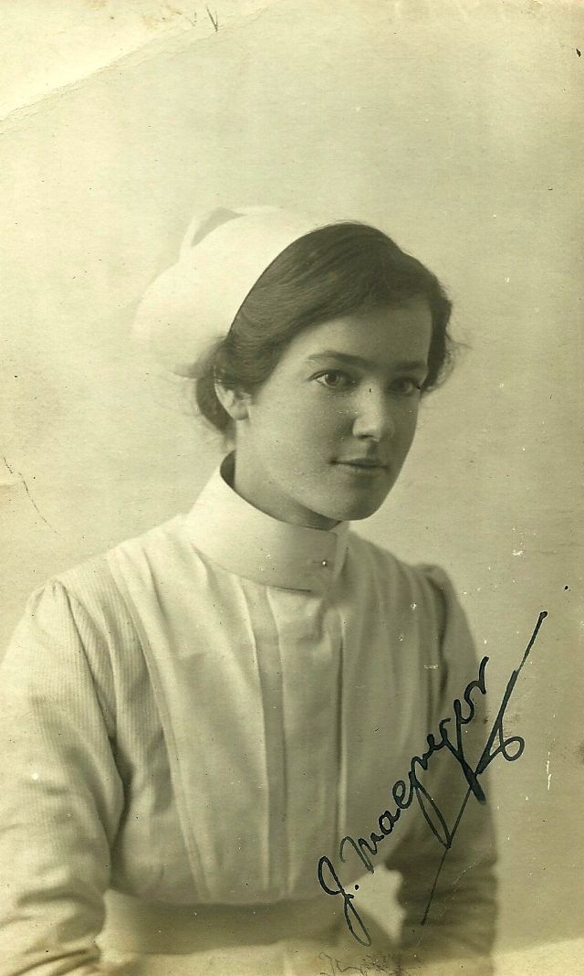 Elegant Photos of Nurses From Edwardian Era Vintage Everyday