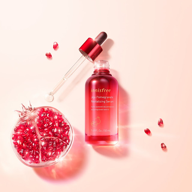 serum chong lao hoa cho da dau Innisfree Jeju Pomegranate Revitalizing