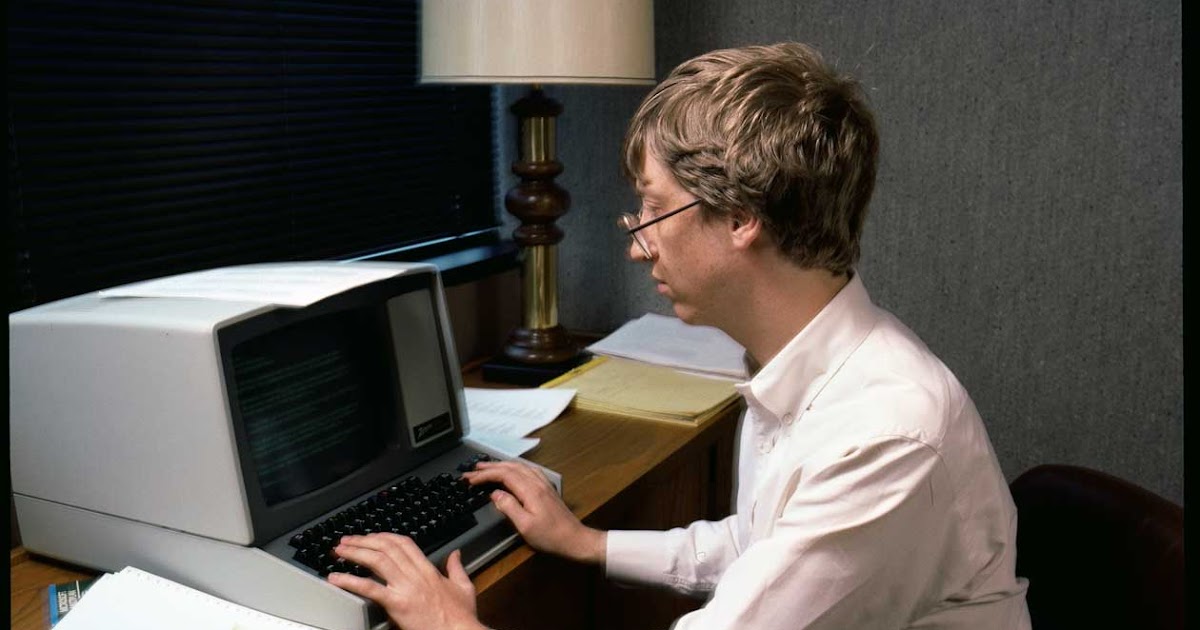 Amazing Vintage Photos Of A Very Young Bill Gates In 1984