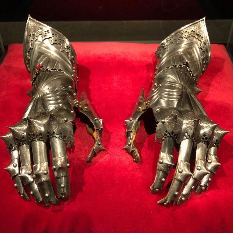 Dun Giljan's Blog The gloves of Maximilian I