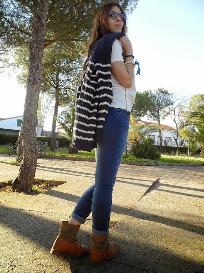 CASUAL LOOK BY CLOSSET GROVE